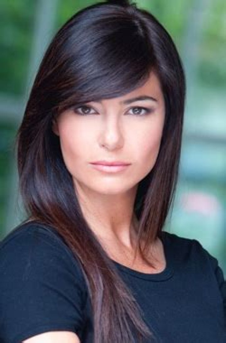 11 Of The Hottest TV Presenters Ever