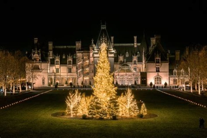 27 Fantastic Christmas Family Vacation Ideas and Destinations