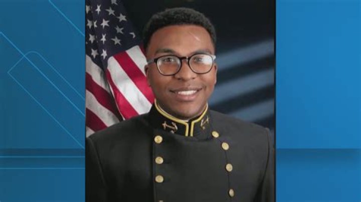 A Naval Academy midshipman died in Mississippi while on vacation.