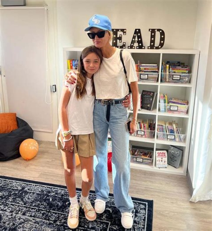 【Benicio del Toro Daughter】Delilah del Toro Bio, Net Worth 2022