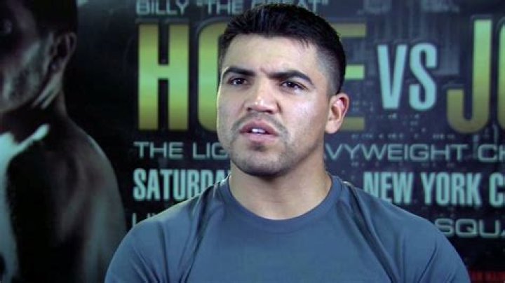 Don't call it a comeback: Victor Ortiz returns to boxing