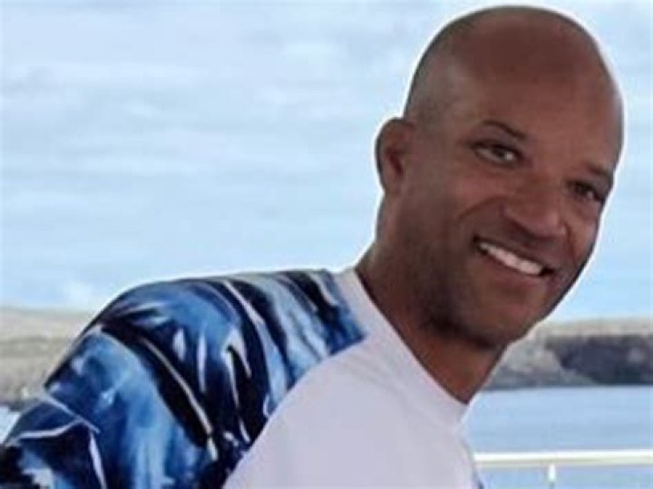 
Florida Dr Chaundre Cross’s Wife Sarah Jo Cross Files For Divorce After Went Missing, Reason Explained! 