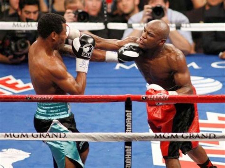 Head to head: Mayweather-Mosley - The Ring