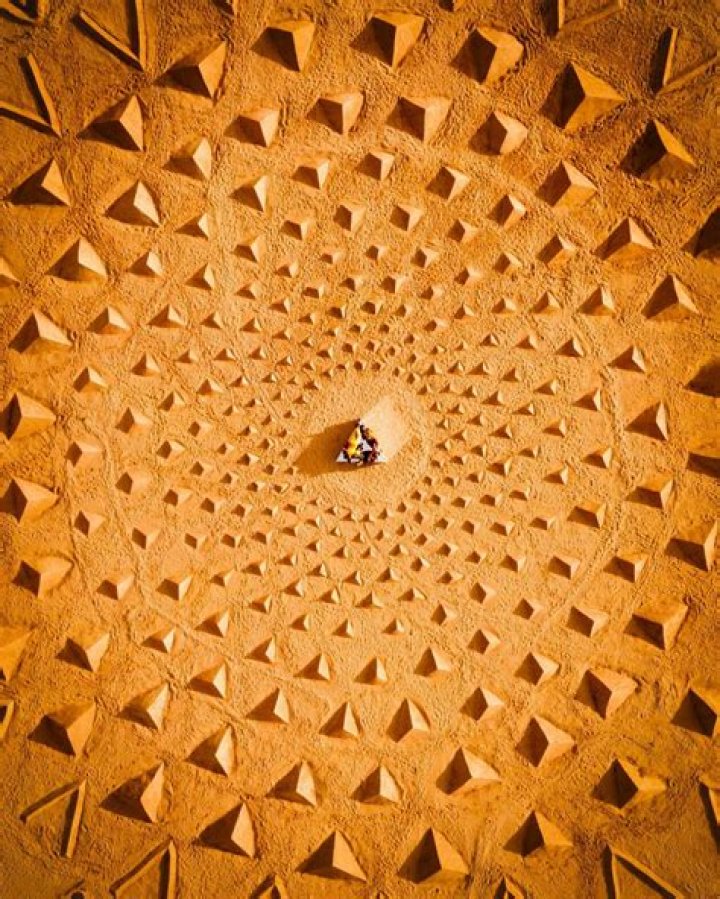 Jim Denevan and the Geometric Dance of Solar Light